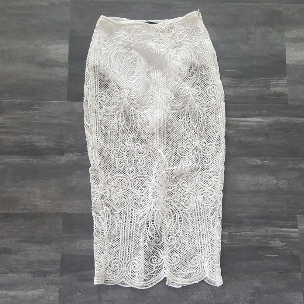Designer White Classic PrettyLittleThing High Waisted Midi Size 28" / US 6 / IT 42 - 1 Thumbnail
