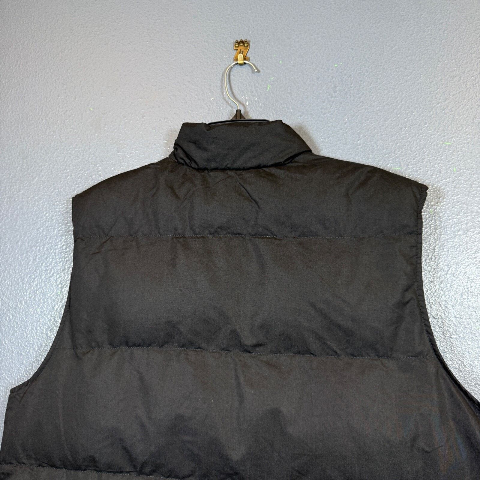 St. Johns Bay St John’s Bay XL men’s black down vest NWT Size US XL / EU 56 / 4 - 5 Thumbnail