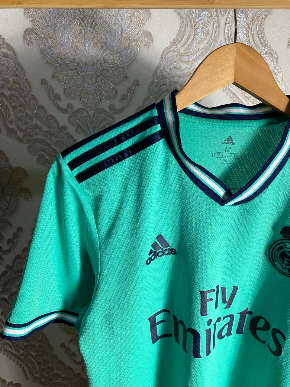 Adidas Vintage Adidas FC Real Madrid Spain Soccer Jersey Y2K Retro Size US M / EU 48-50 / 2 - 3 Thumbnail