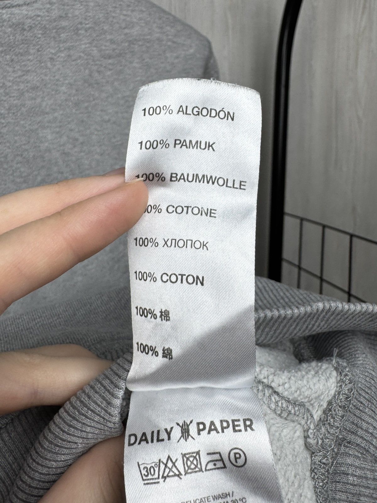 Daily Paper Daily Paper Captain Grey Sleeve logo Hoodie size XS Size US XS / EU 42 / 0 - 14 Thumbnail