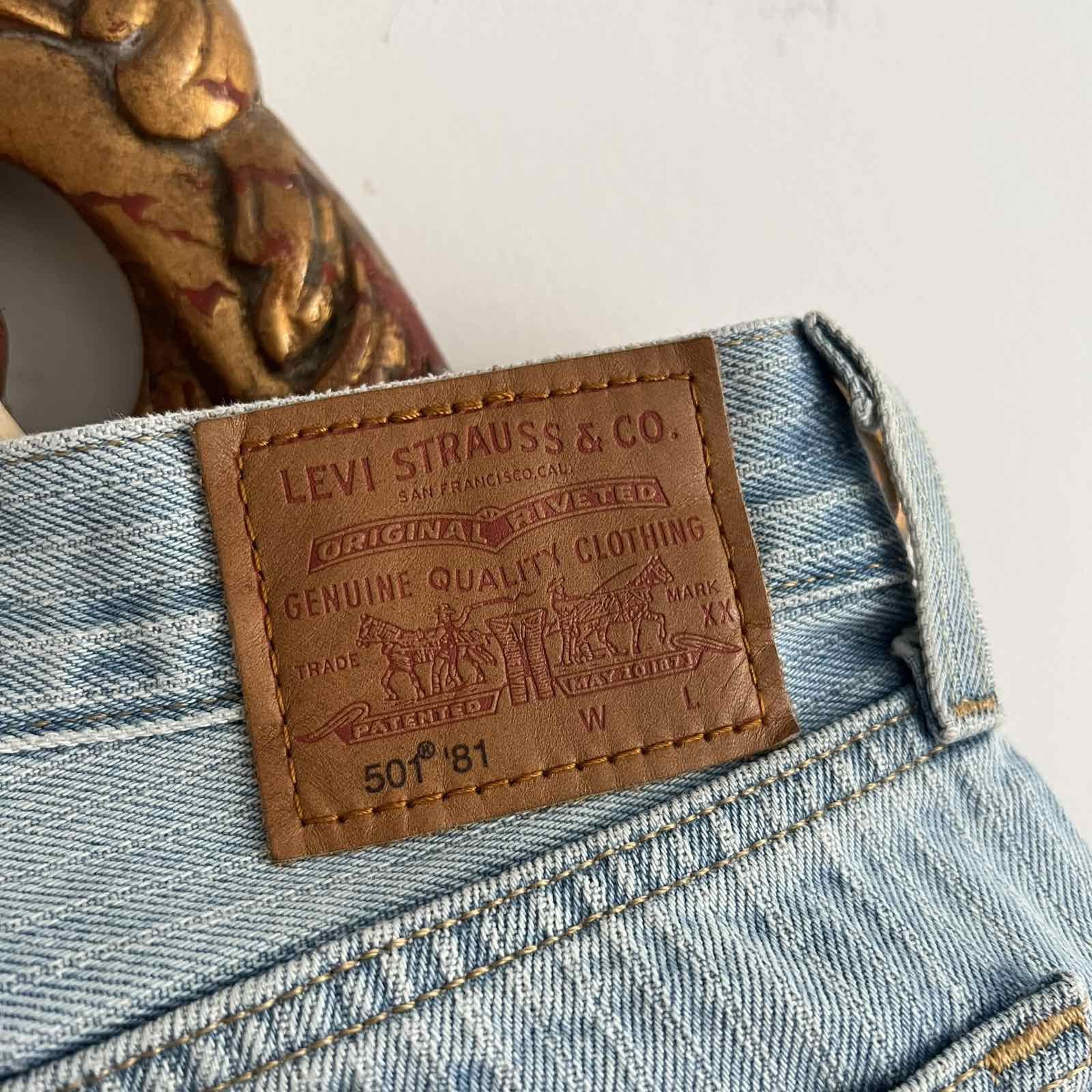 Levi's Vintage Levis 501 Light Blue Jeans 26x29 Size 26" / US 2 / IT 38 - 7 Thumbnail