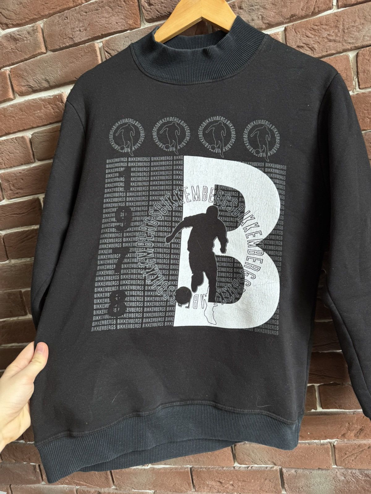 Dirk Bikkembergs Dirk Bikkembergs Logo Hype Sweatshirt Crewneck M Soccer Y2K Size US M / EU 48-50 / 2 - 3 Thumbnail
