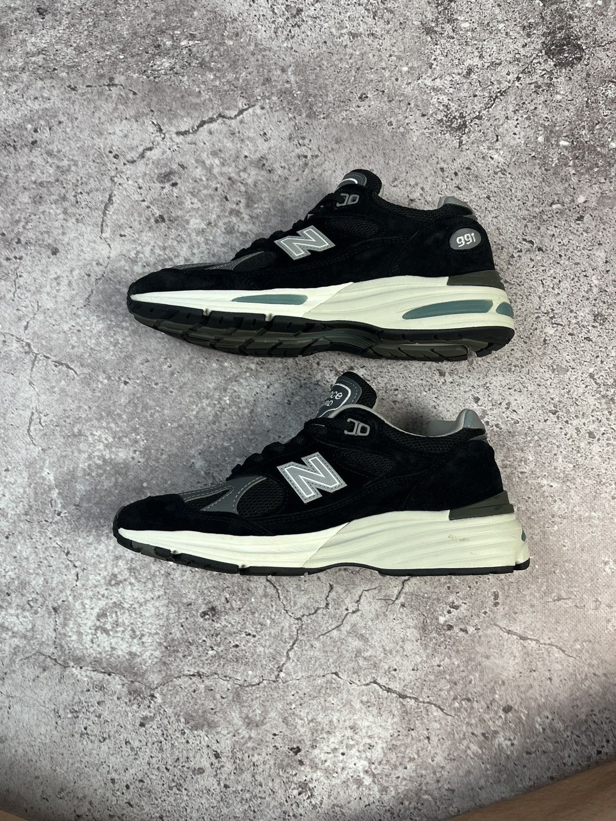 New Balance New Balance U991BK2 Black Suede Made In England Size US 5 / IT 35 - 7 Thumbnail