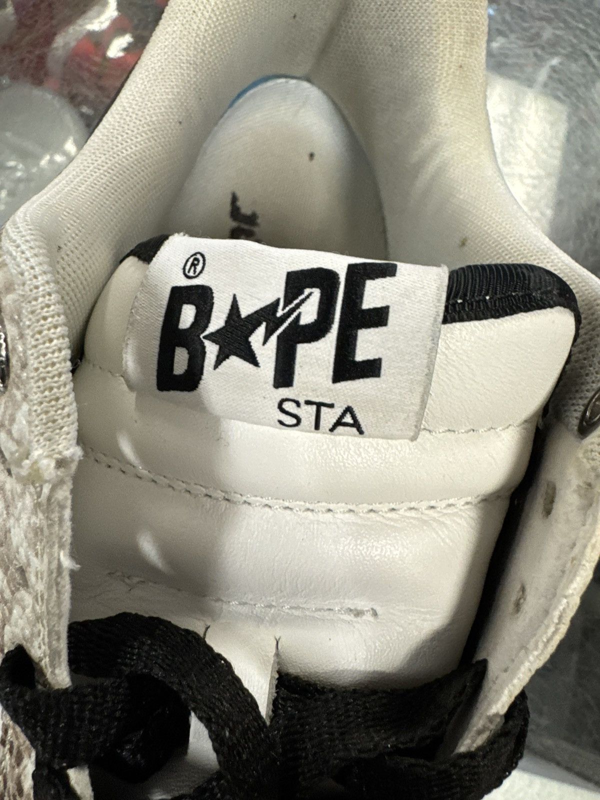 Bape Bape low top sneaker pre owned size 9 Size US 9 / EU 42 - 2 Thumbnail