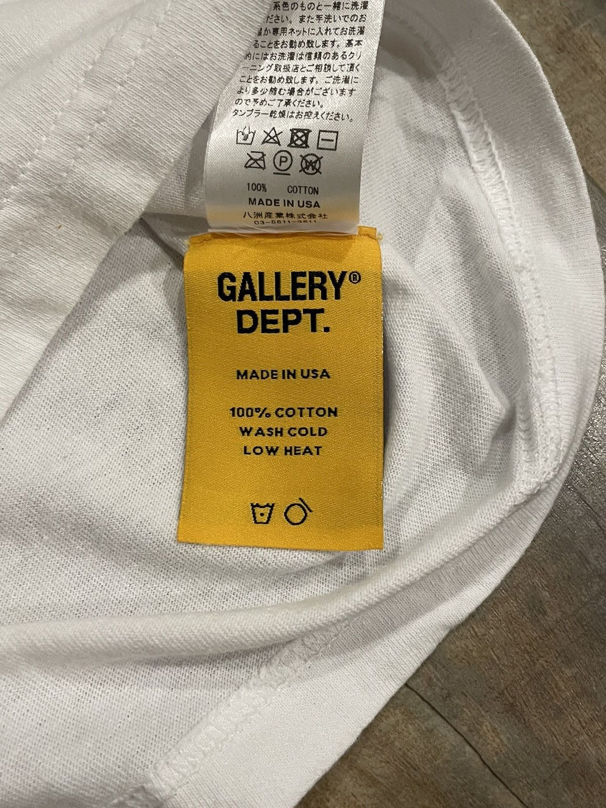 Gallery Dept. NEW Gallery Dept Society of The Spectacle File Copy Logo Tee Size US S / EU 44-46 / 1 - 13 Thumbnail