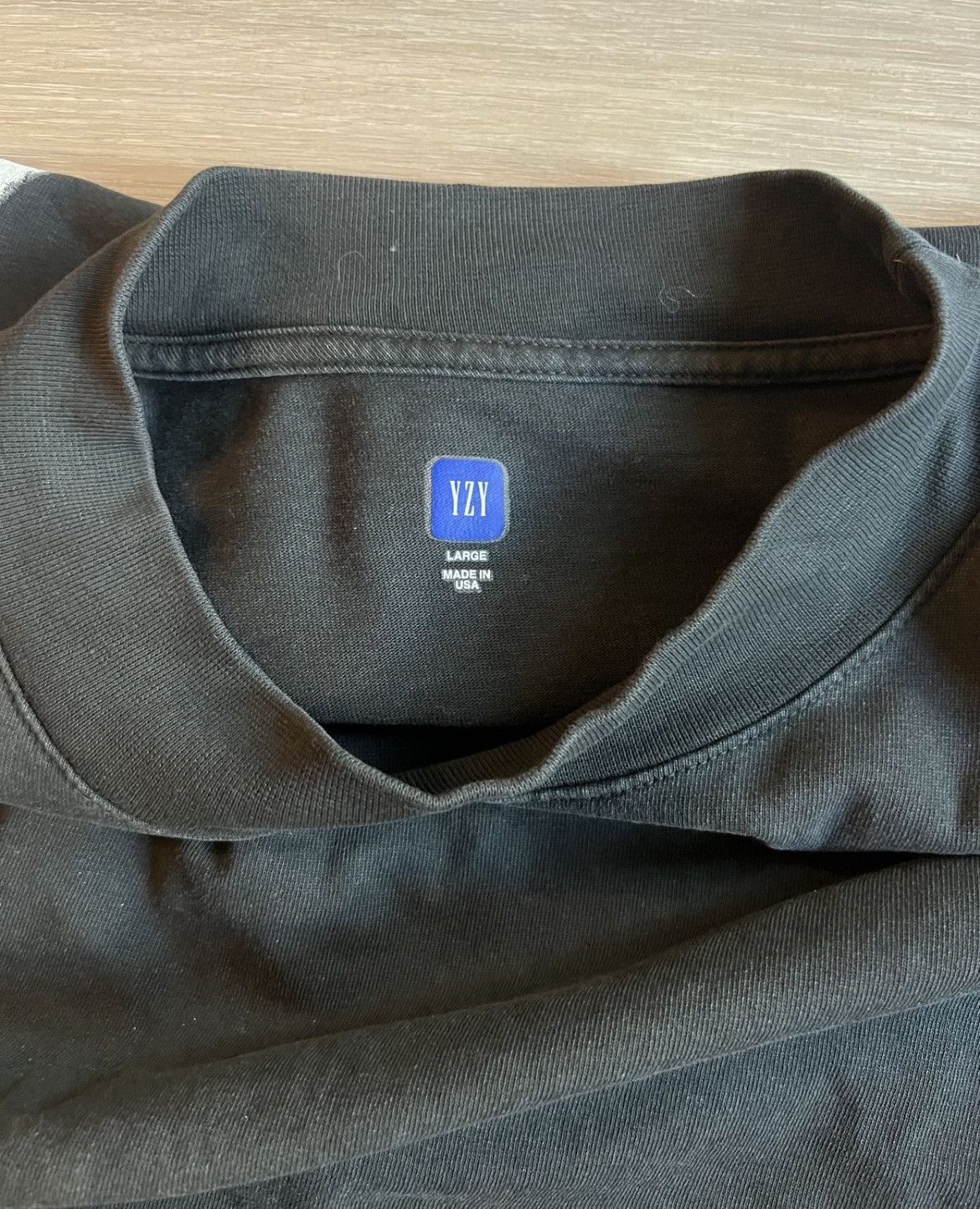 Balenciaga × Gap × Kanye West Yeezy x Gap x Balenciaga Tee Size US L / EU 52-54 / 3 - 3 Thumbnail