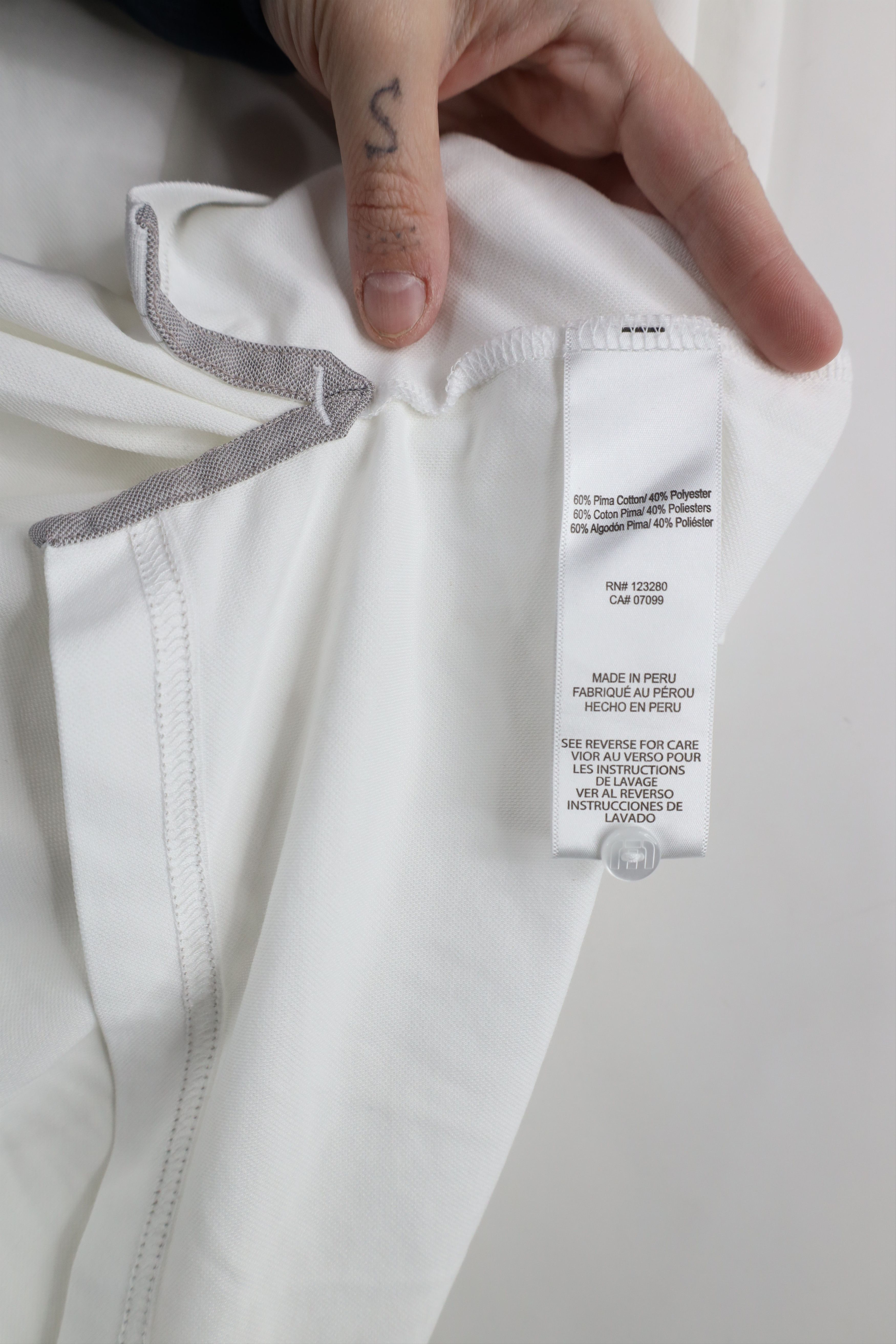 TravisMathew × Vintage Travis Mathew Knit Short Sleeve Collared Golf Polo White Size US XL / EU 56 / 4 - 7 Thumbnail