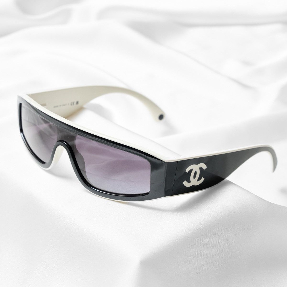 Chanel CHANEL 0CH6057 1656S6 SUNGLASSES Size ONE SIZE - 2 Thumbnail