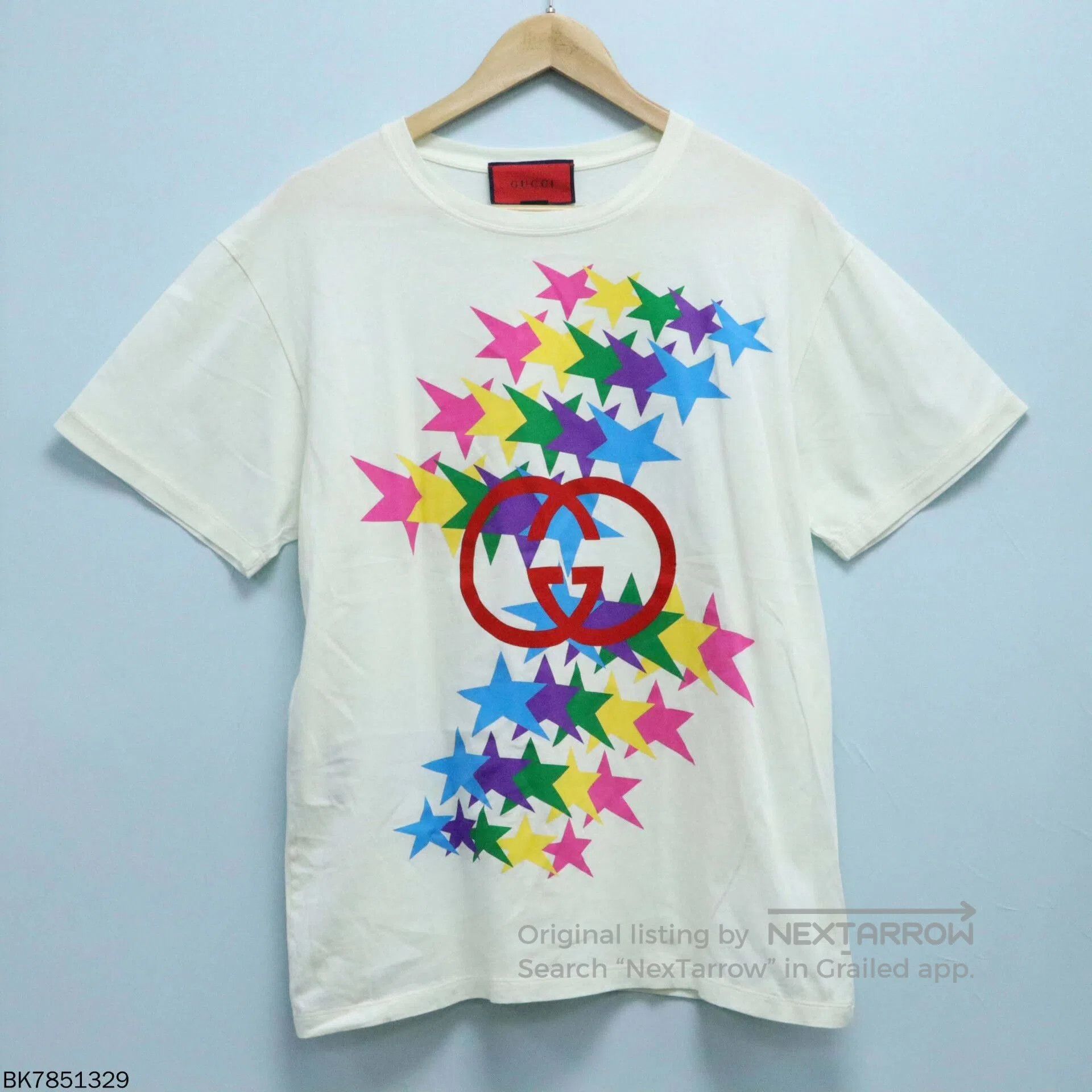 gucci graphic short sleeve t-shirt size s.