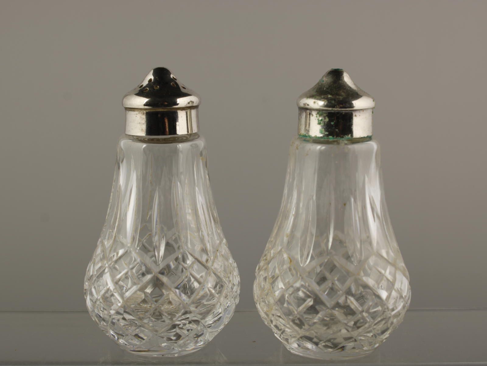 The Unbranded Brand Stuart Crystal Cut Glass Salt and Pepper Shakers Silver Tops Size ONE SIZE - 1 Thumbnail