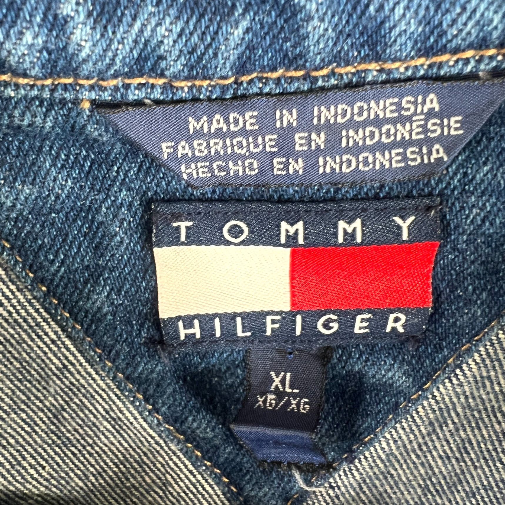 Tommy Hilfiger VINTAGE Tommy Hilfiger Jacket Womens XL Denim Jean Trucker Flag Size 40" / US 18 - 5 Thumbnail
