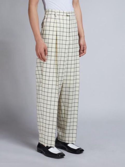 o1w1db10125 Check Pants in Cream