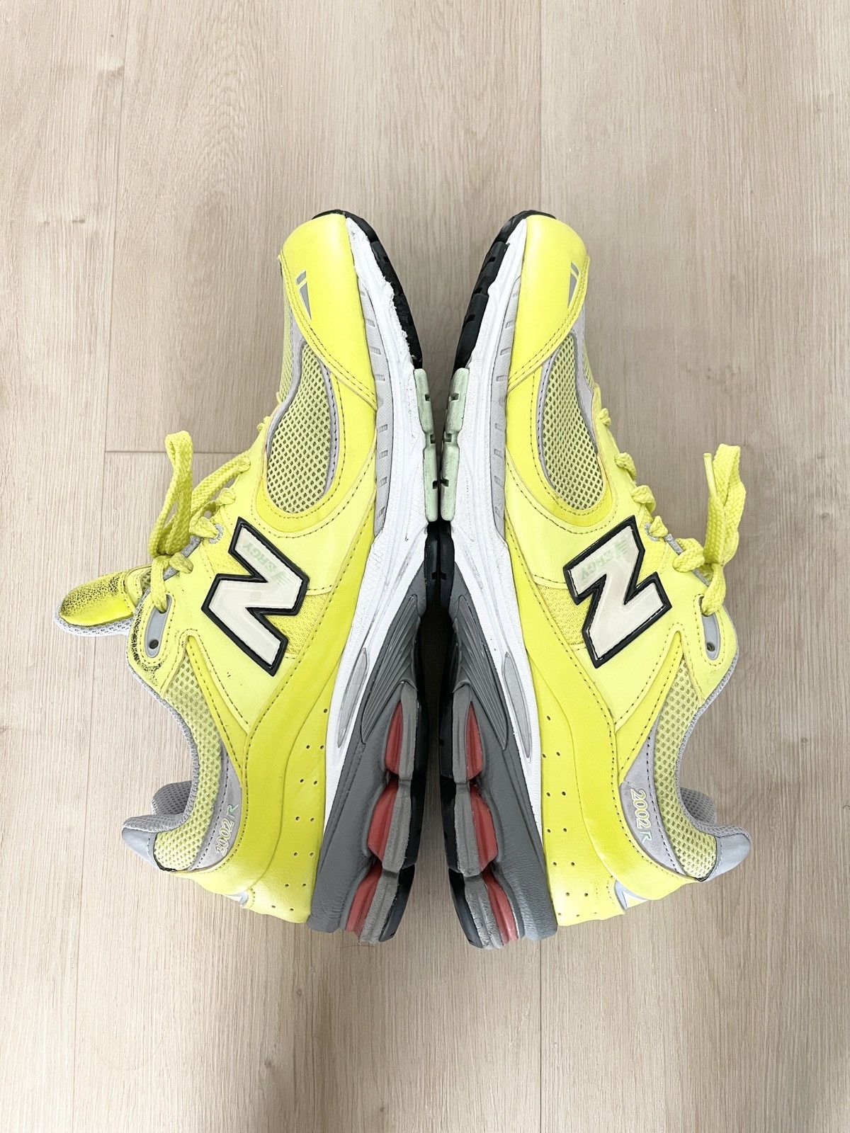 J.Crew × New Balance STEAL! New Balance 2002R Lime - Size 12 Size US 12 / EU 45 - 10 Thumbnail