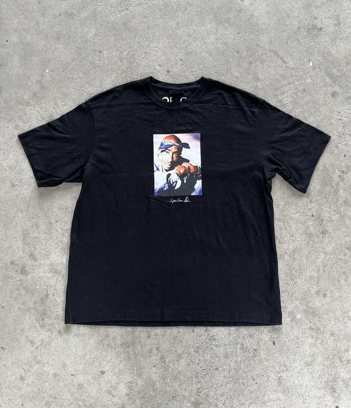 H&M 2 Pac H&M Band t- shirt 2024’s Size US XL / EU 56 / 4 - 1 Thumbnail