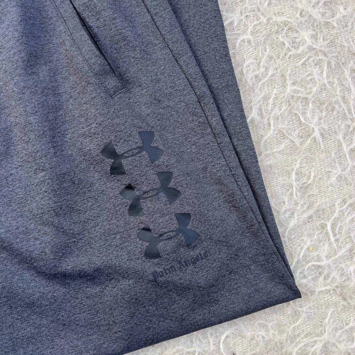Palm Angels × Under Armour Palm Angels X Under Armour Grey Jogger Pants (M) Size US 30 / EU 46 - 2 Thumbnail