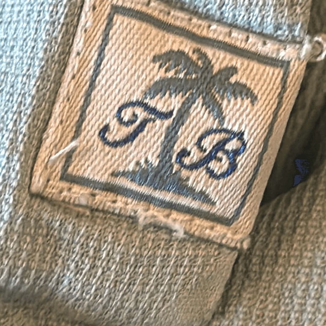 Tommy Bahama Tommy Bahama Camp Shirt XL Mint Green 100% Silk Bedarra Garden Camp Short Sleeve Men Blue Cream Exterior Color Cream Size US XL / EU 56 / 4 - 7 Thumbnail