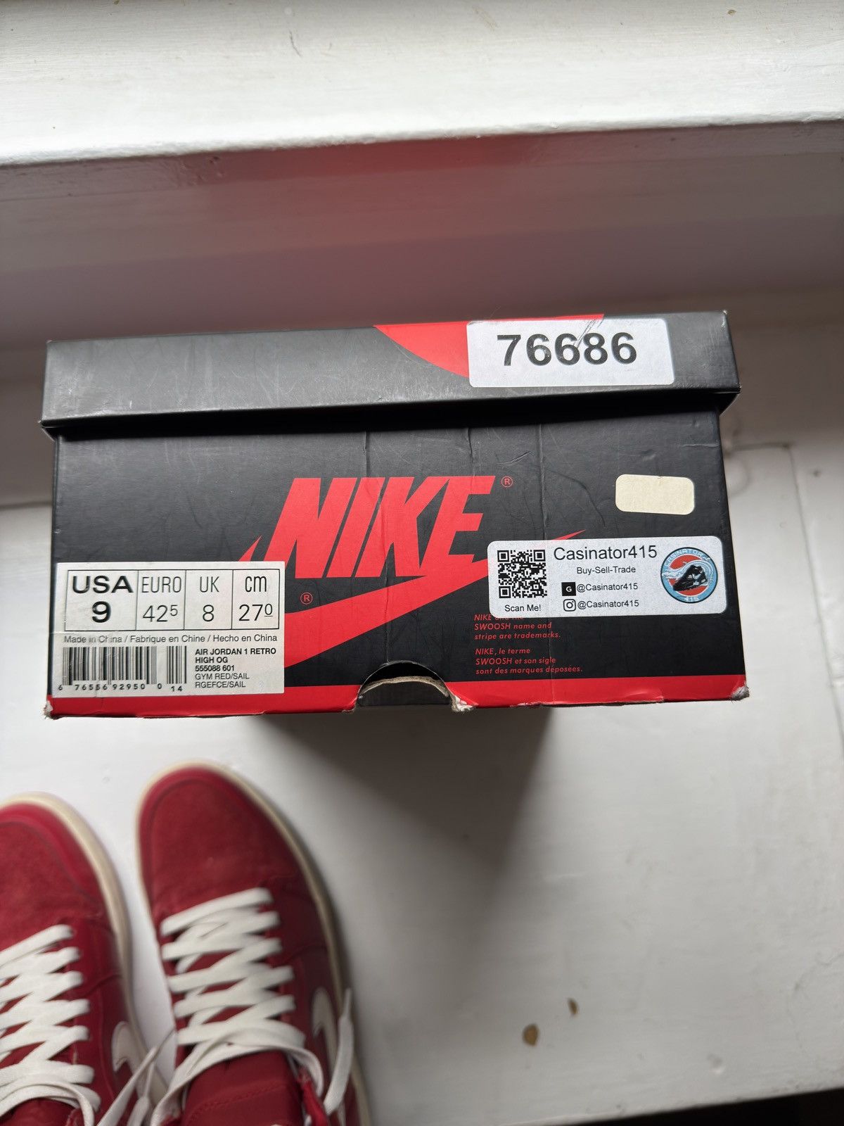 Jordan Brand Air Jordan - Retro 1 Hi: Gym Red (European Release) Size US 9 / EU 42 - 11 Thumbnail