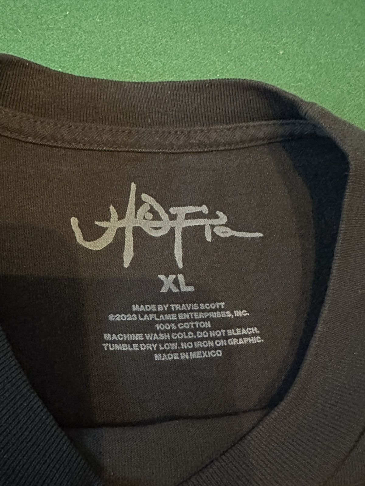 Travis Scott Utopia Kaws tee Size US XL / EU 56 / 4 - 2 Thumbnail