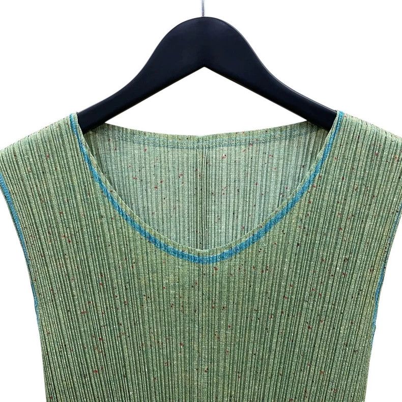 Issey Miyake Issey Miyake size:3 Green pleated sleeveless dress Size XS / US 0-2 / IT 36-38 - 3 Thumbnail