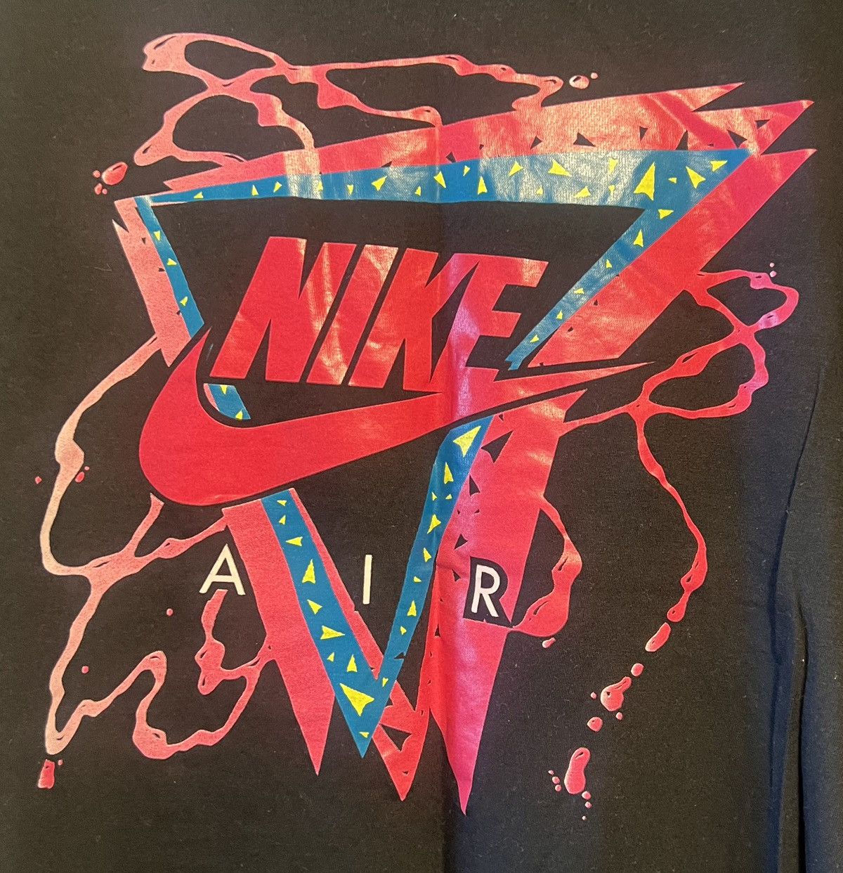 Nike Authentic vintage Nike tee black pink design size XL rare Size US XL / EU 56 / 4 - 2 Thumbnail