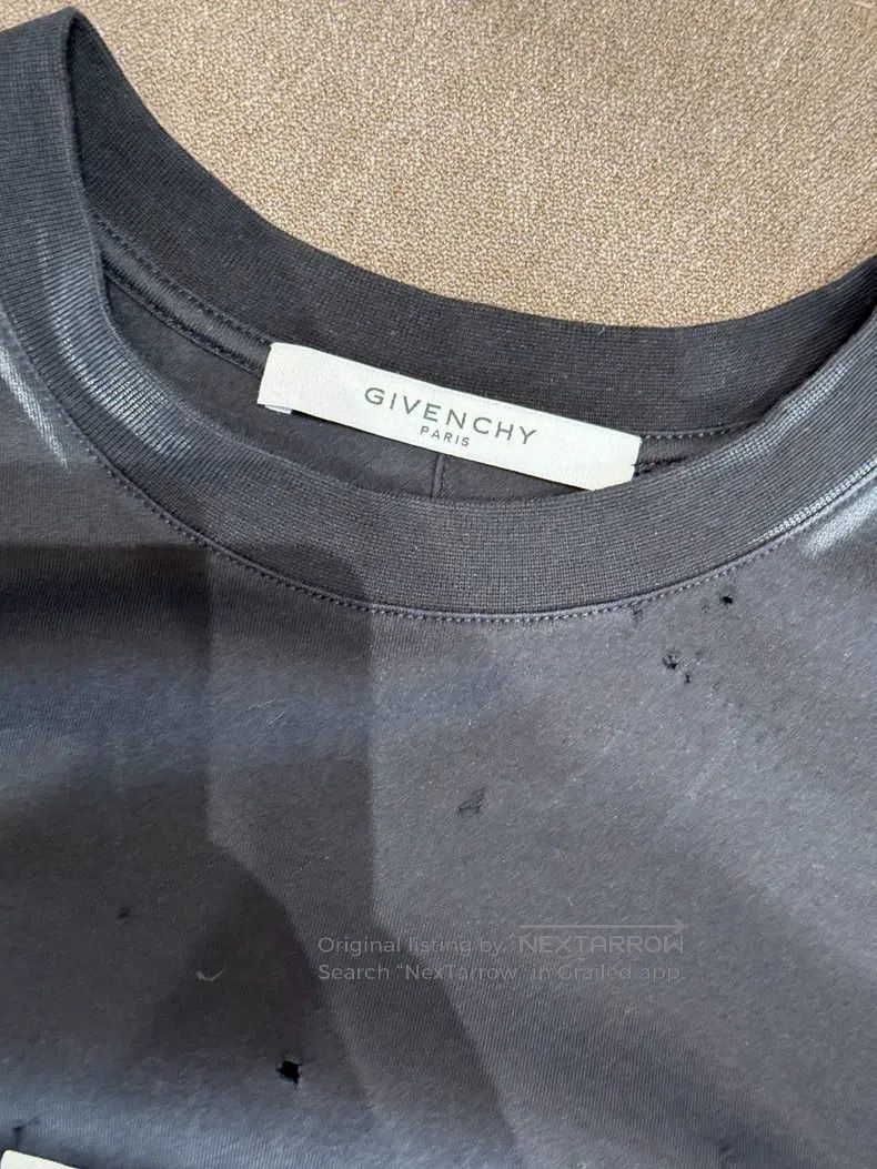 Givenchy Givenchy Logo Lettering Printed Black Ripped T-Shirt Size US S / EU 44-46 / 1 - 3 Thumbnail