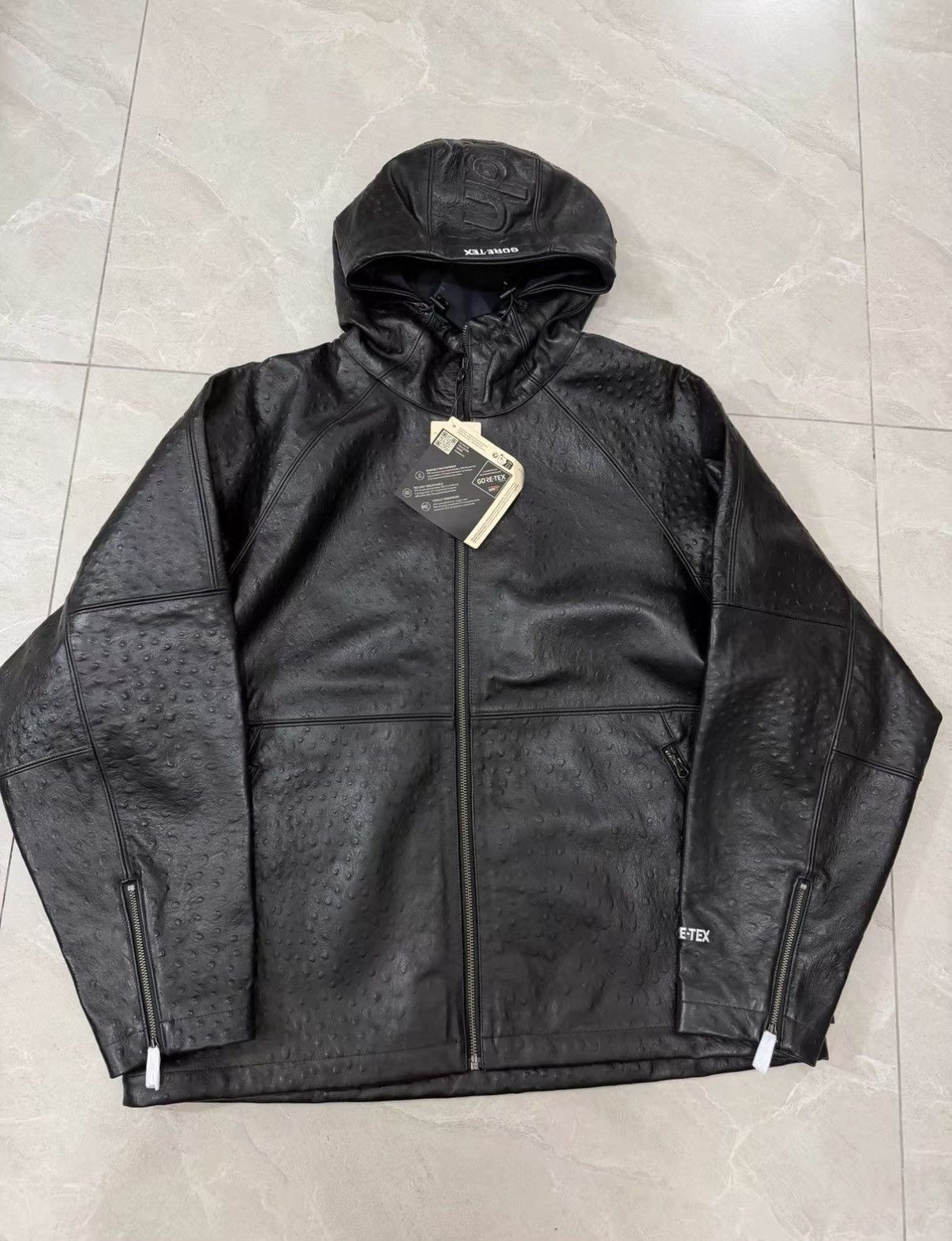 Supreme Supreme SS26 WEEK 6 GORE-TEX Ostrich Leather Jacket J34 Size US M / EU 48-50 / 2 - 1 Thumbnail