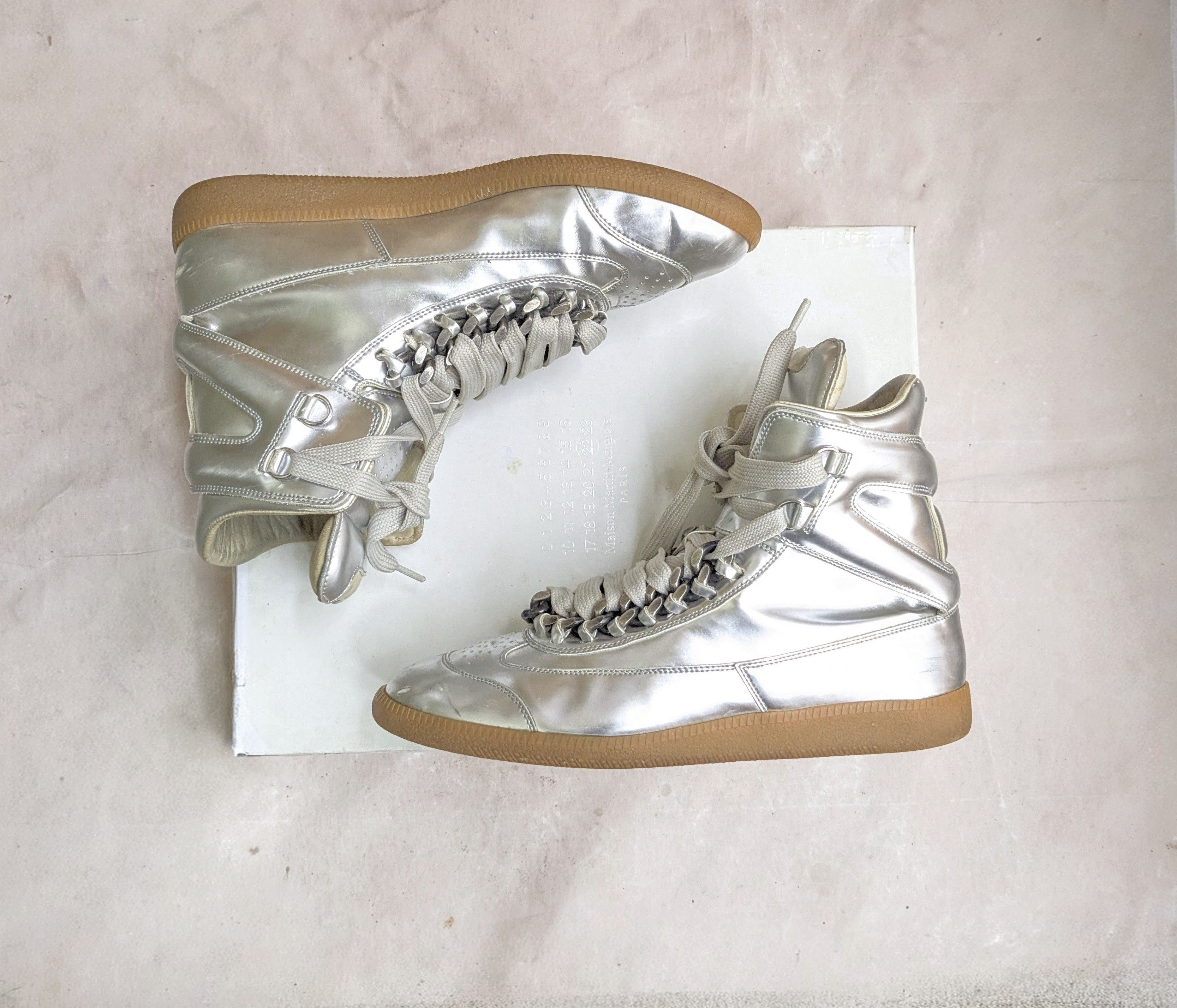 Maison Margiela Maison Margiela Cuban Link High Top Sneakers 10 43 Silver Size US 10 / EU 43 - 1 Thumbnail