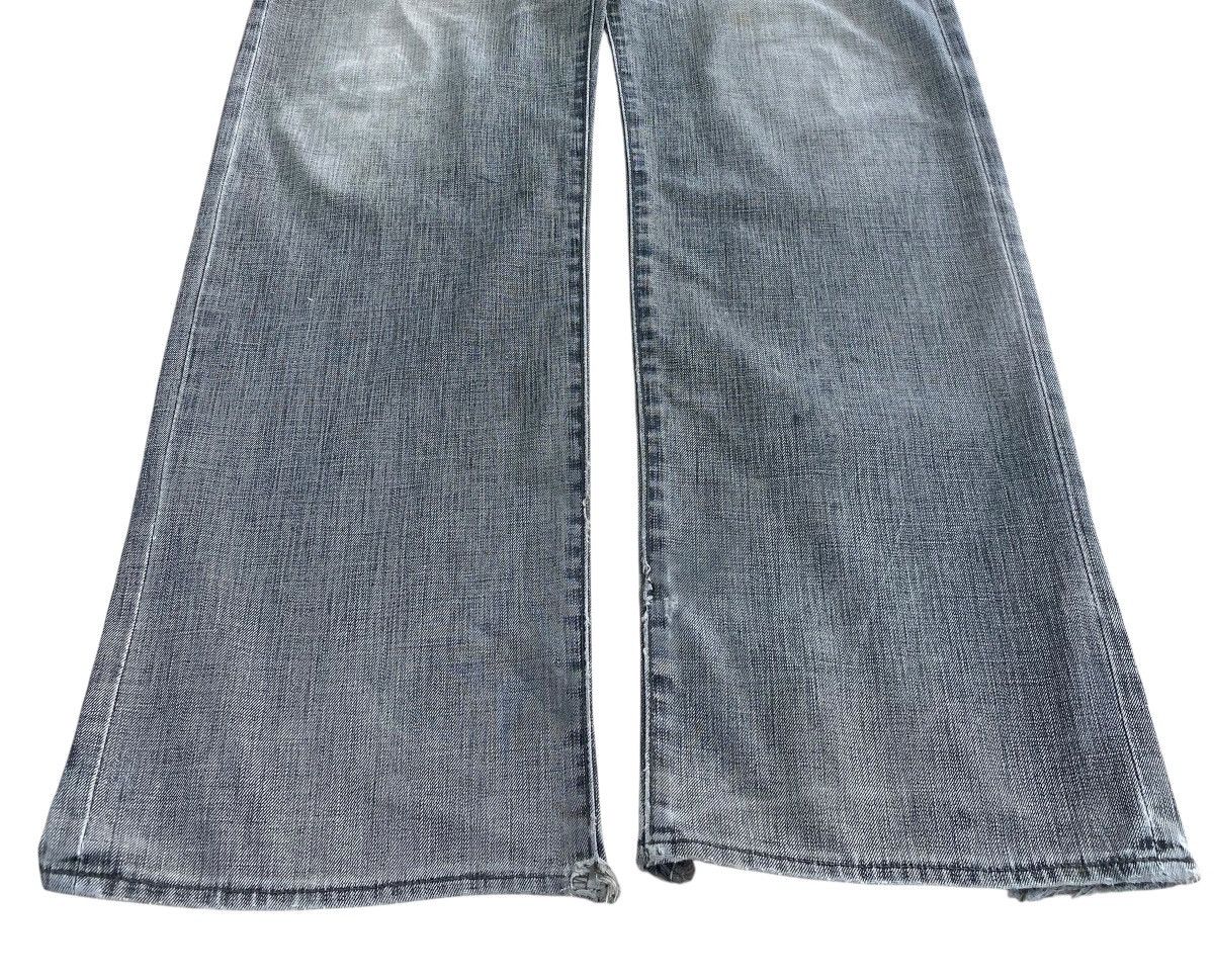 Japanese Brand Japanese Brand Light Wash Style Loose Jeans Size US 34 / EU 50 - 5 Thumbnail