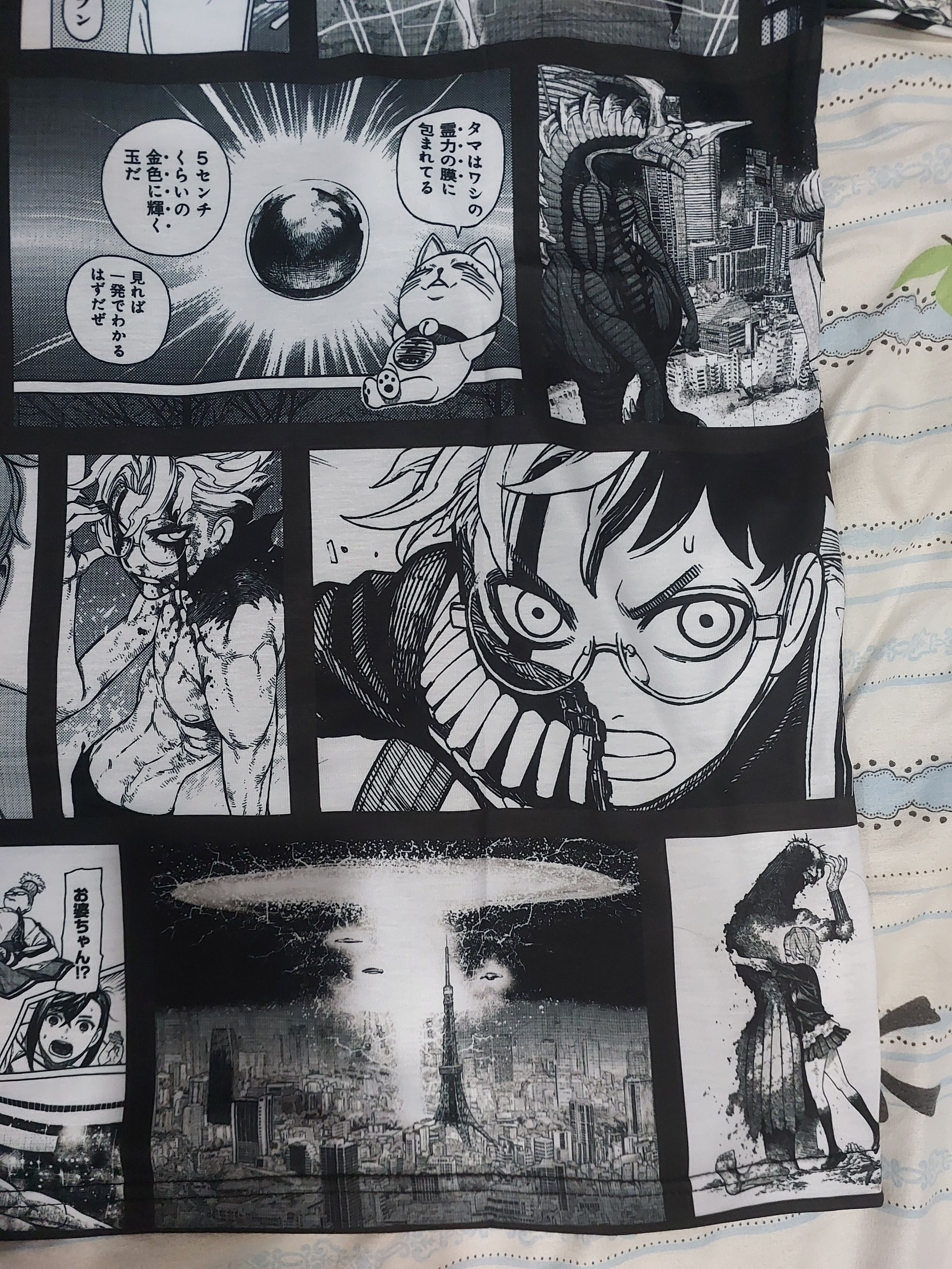 Anime DANDADAN ORIGINAL ARTWORK EXHIBITION GRAPHIC ANIME TSHIRT Size US XL / EU 56 / 4 - 18 Thumbnail