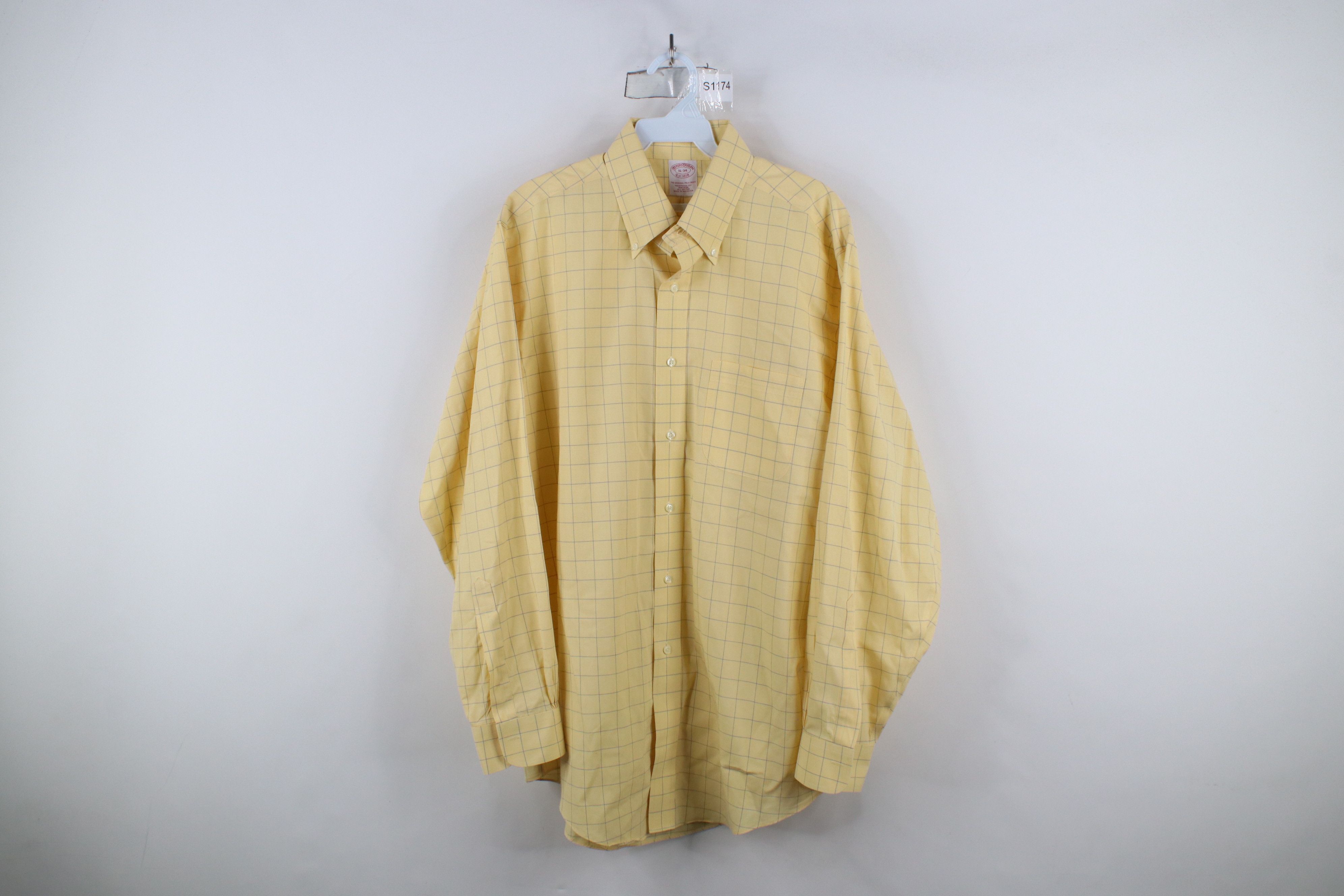 Brooks Brothers × Vintage Vintage Brooks Brothers Cotton Button Down Shirt OCBD Plaid Size US M / EU 48-50 / 2 - 1 Thumbnail