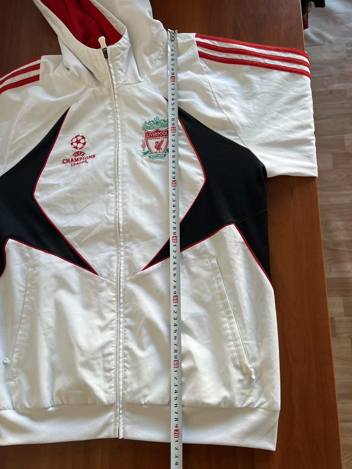 Adidas 2007 LIVERPOOL FC CHAMPIONS LEAGUE SOCCER FOOTBALL JACKET L Size US L / EU 52-54 / 3 - 18 Thumbnail