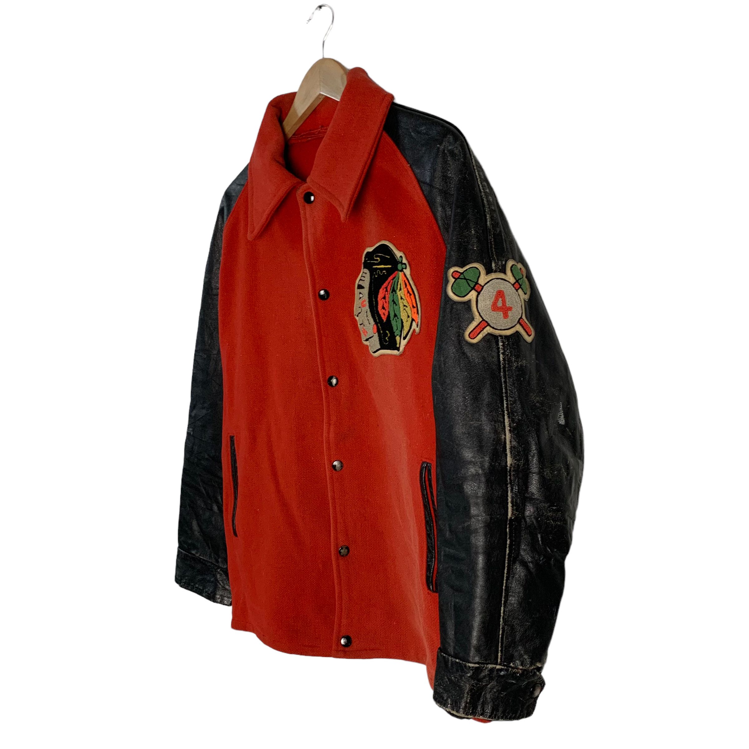 Vintage Vintage Red Indian Varsity Jacket Size US L / EU 52-54 / 3 - 4 Thumbnail