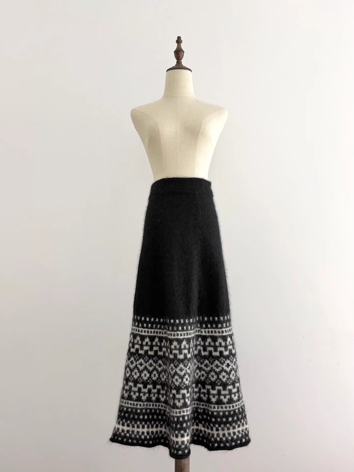 Yohji Yamamoto Yohji Yamamoto Y's F.I. Wool Midi Skirt Black/White Size F Size 27" / US 4 / IT 40 - 7 Thumbnail