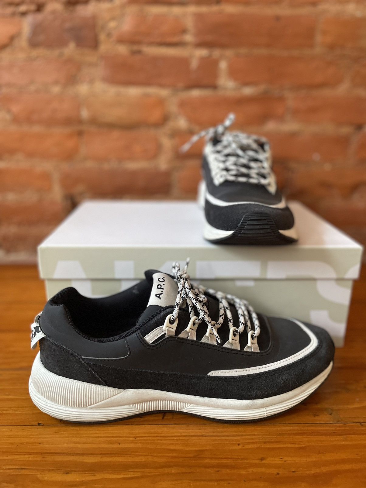 A.P.C. A.P.C. Anthracite Jay Sneakers size 46 Size US 13 / EU 46 - 3 Thumbnail