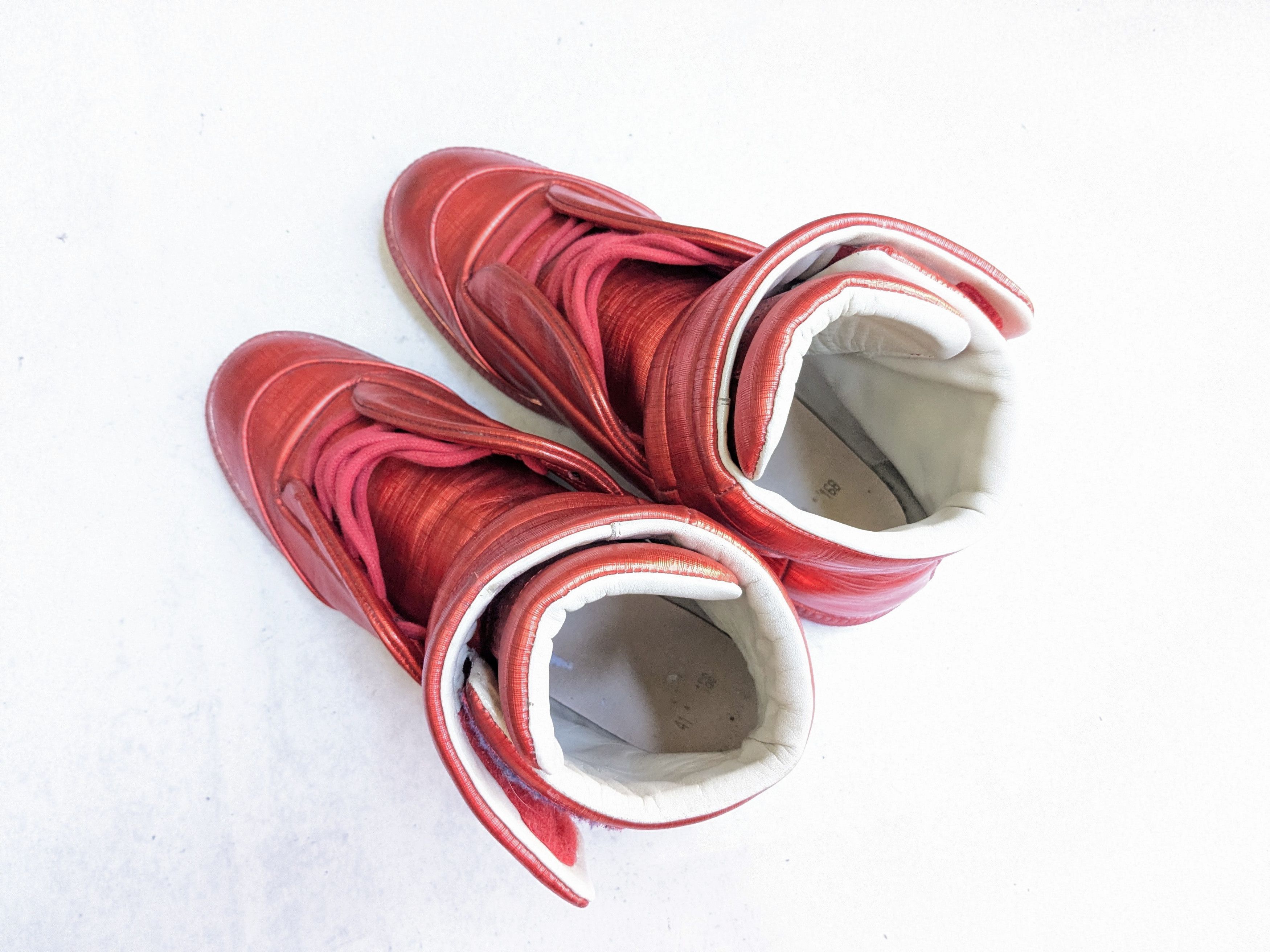 Maison Margiela Red maison margiela future high metallic 8 41 high tops Size US 8 / EU 41 - 20 Thumbnail