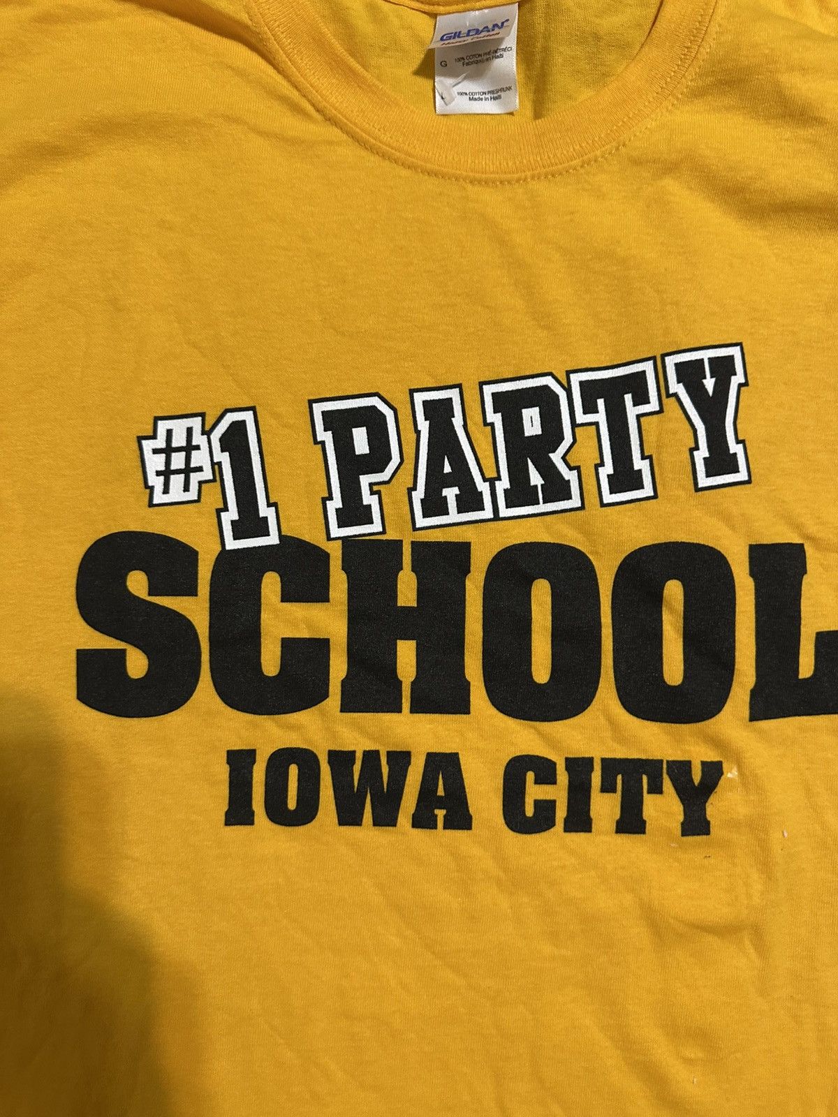 NCAA Vintage NCAA Iowa Hawkeyes “#1 party” shirt 90s size large Size US L / EU 52-54 / 3 - 2 Thumbnail