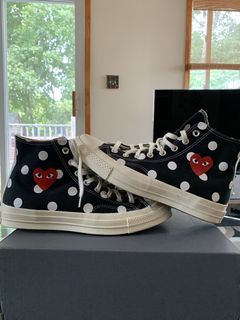 Cdg converse polka dot best sale on feet