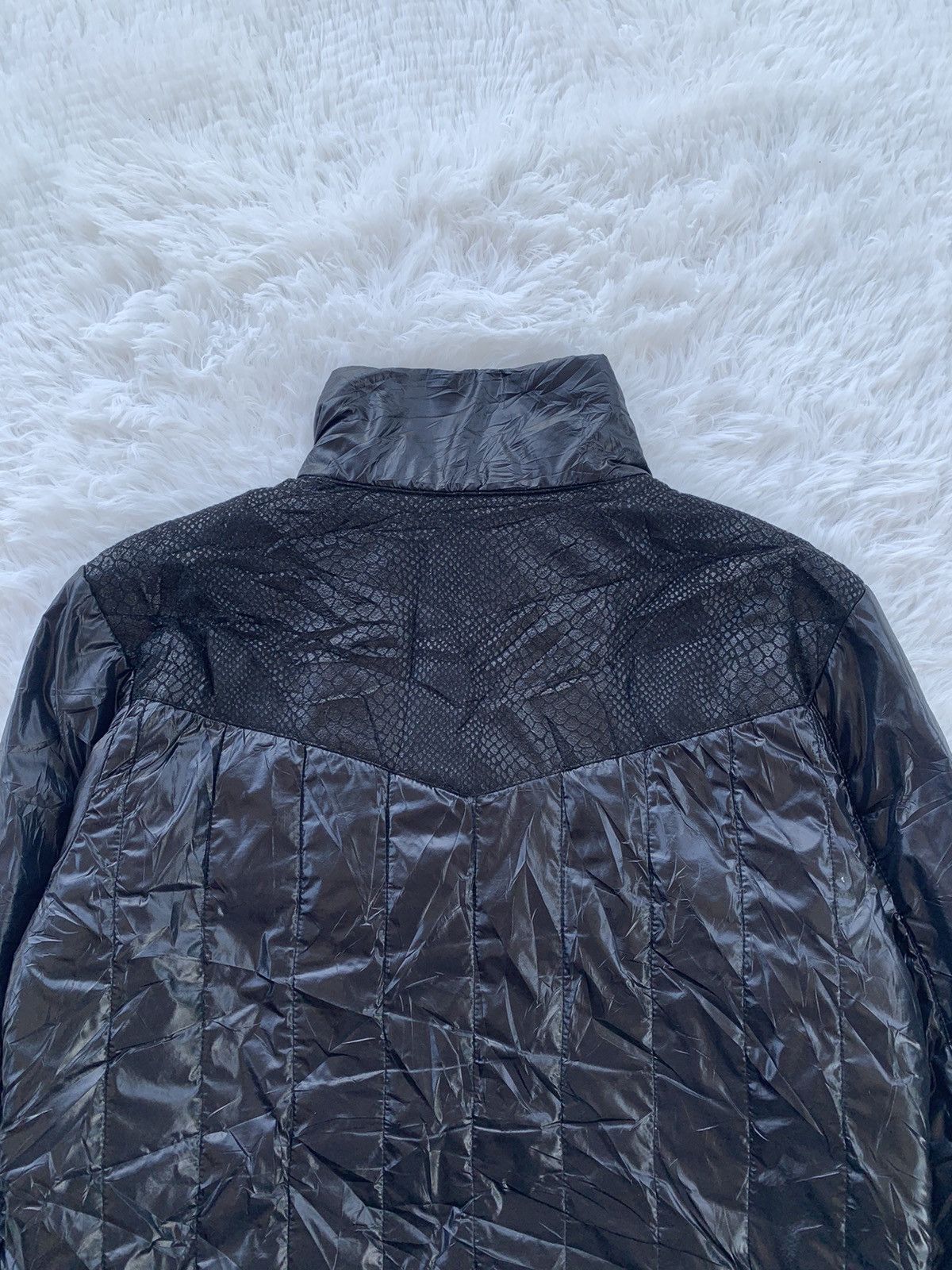Japanese Brand Pythons Pattern Buckle Neck Puffer Jacket Size US M / EU 48-50 / 2 - 13 Thumbnail