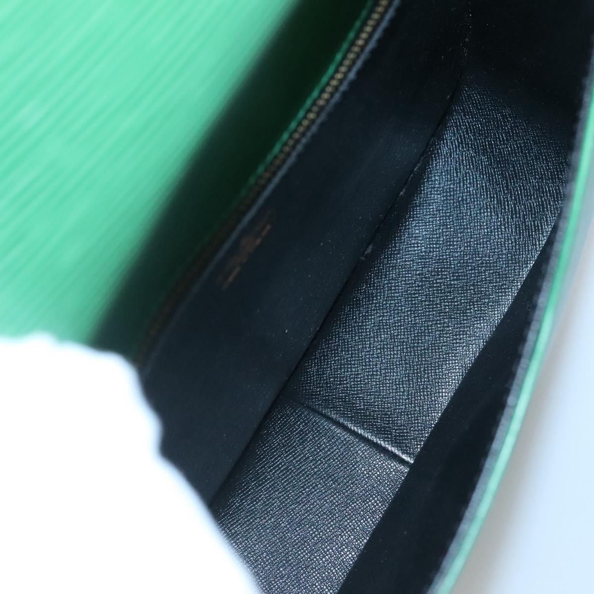 Louis Vuitton LOUIS VUITTON Epi Saint Cloud GM Shoulder Bag Green M52194 Size ONE SIZE - 10 Thumbnail