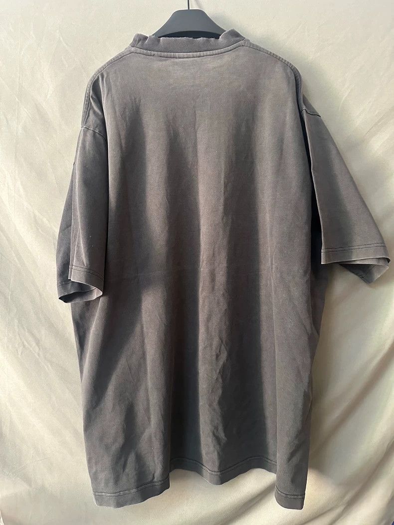 Vetements Vetements 18ss Positive grimace short sleeves 2506-Nextarro Size US S / EU 44-46 / 1 - 3 Thumbnail