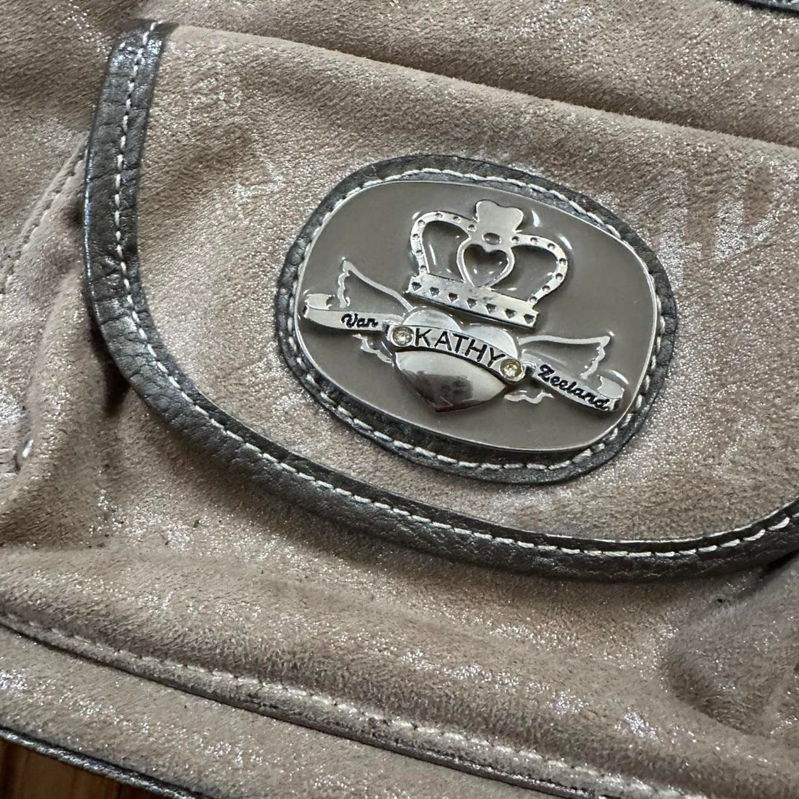 Vintage Kathy Van Zeeland Handbag Wallet Charms Flap Pocket Size ONE SIZE - 2 Thumbnail