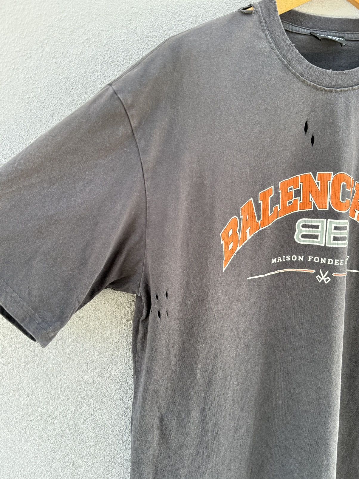 Balenciaga Thrashed Design Balenciaga 2022 Maison Fondee Oversize Tee Size US XL / EU 56 / 4 - 7 Thumbnail