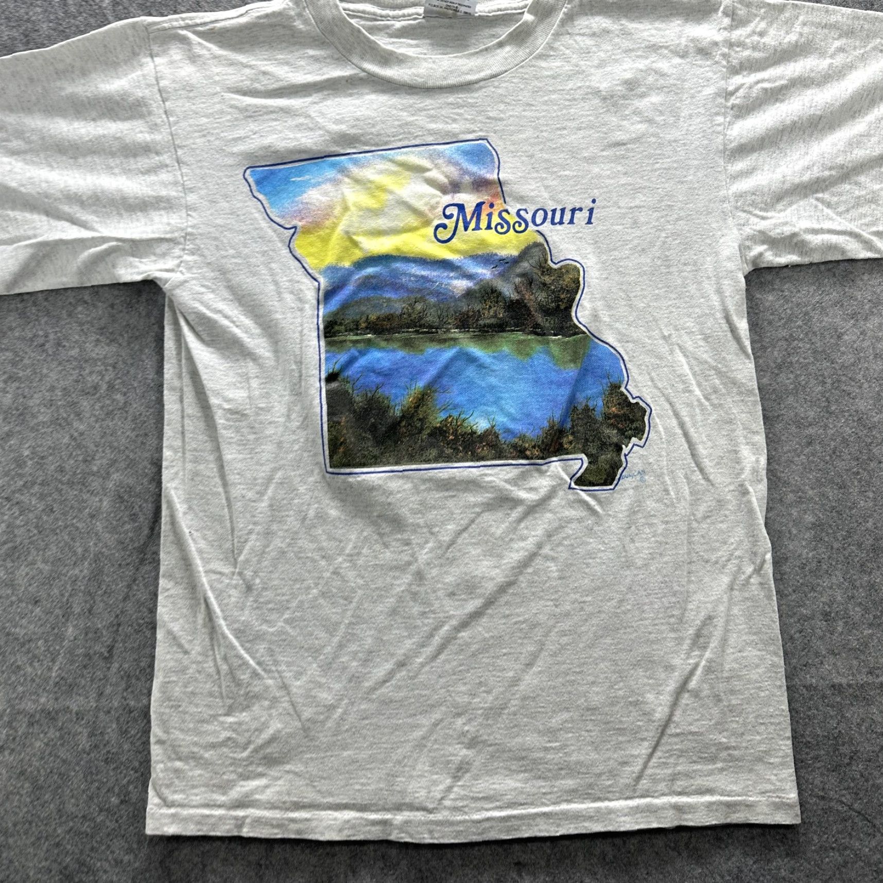 Vintage **Vintage Missouri Graphic Shirt Oneita Mens Large Gray USA** User: Vintage Missouri Graphic Shirt Oneita Mens Large Gray USA 90s United States Size US L / EU 52-54 / 3 - 3 Thumbnail