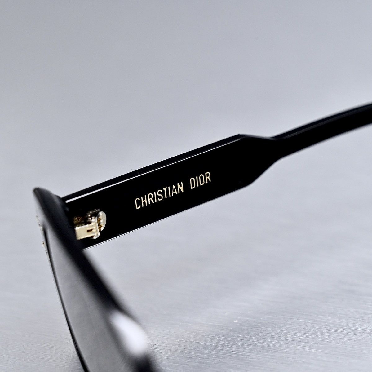 Dior DIOR DIORSIGNATURE S12I 10A0 SUNGLASSES Size ONE SIZE - 4 Thumbnail