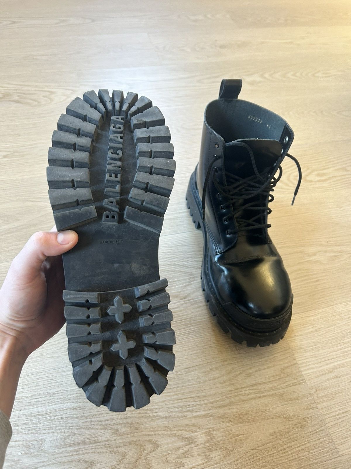 Balenciaga Balenciaga Strike Boots Size US 11 / EU 44 - 1 Thumbnail