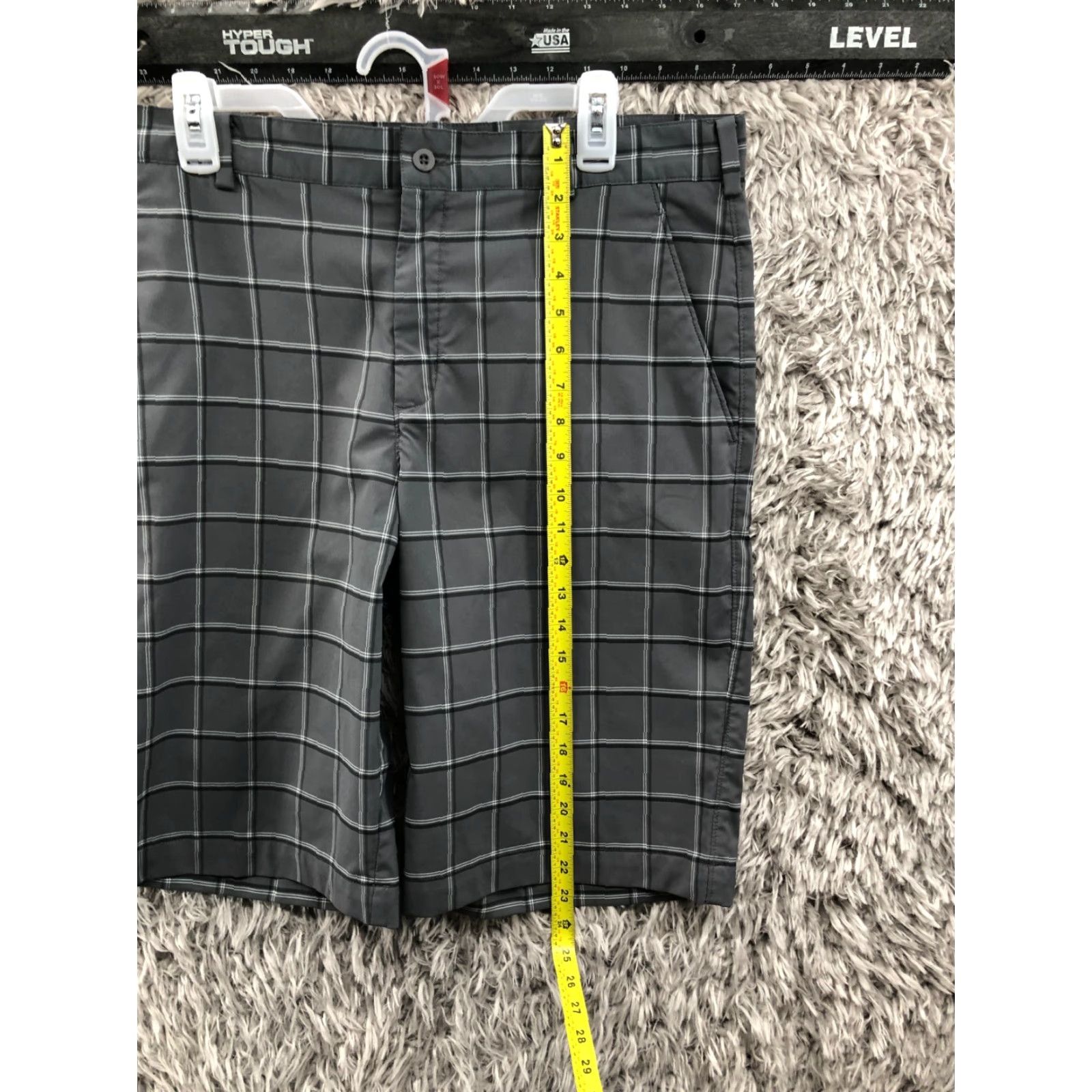 Nike Nike Gray Striped Golf Shorts Mens 34 Polyester Bermuda Mid Rise Fitness? Size US 34 / EU 50 - 3 Thumbnail