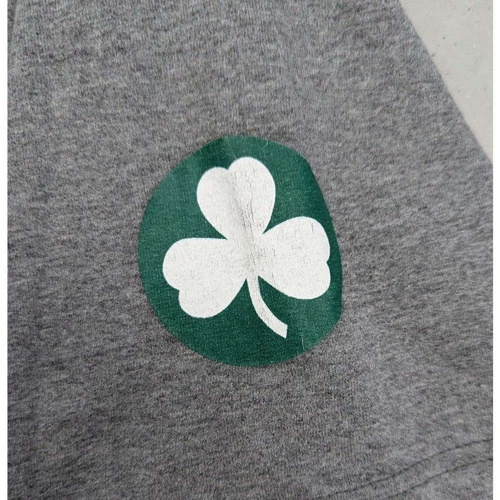 NBA × Nike Early 2000s Boston Celtics NBA Nike Team t-shirt Size US XL / EU 56 / 4 - 4 Thumbnail