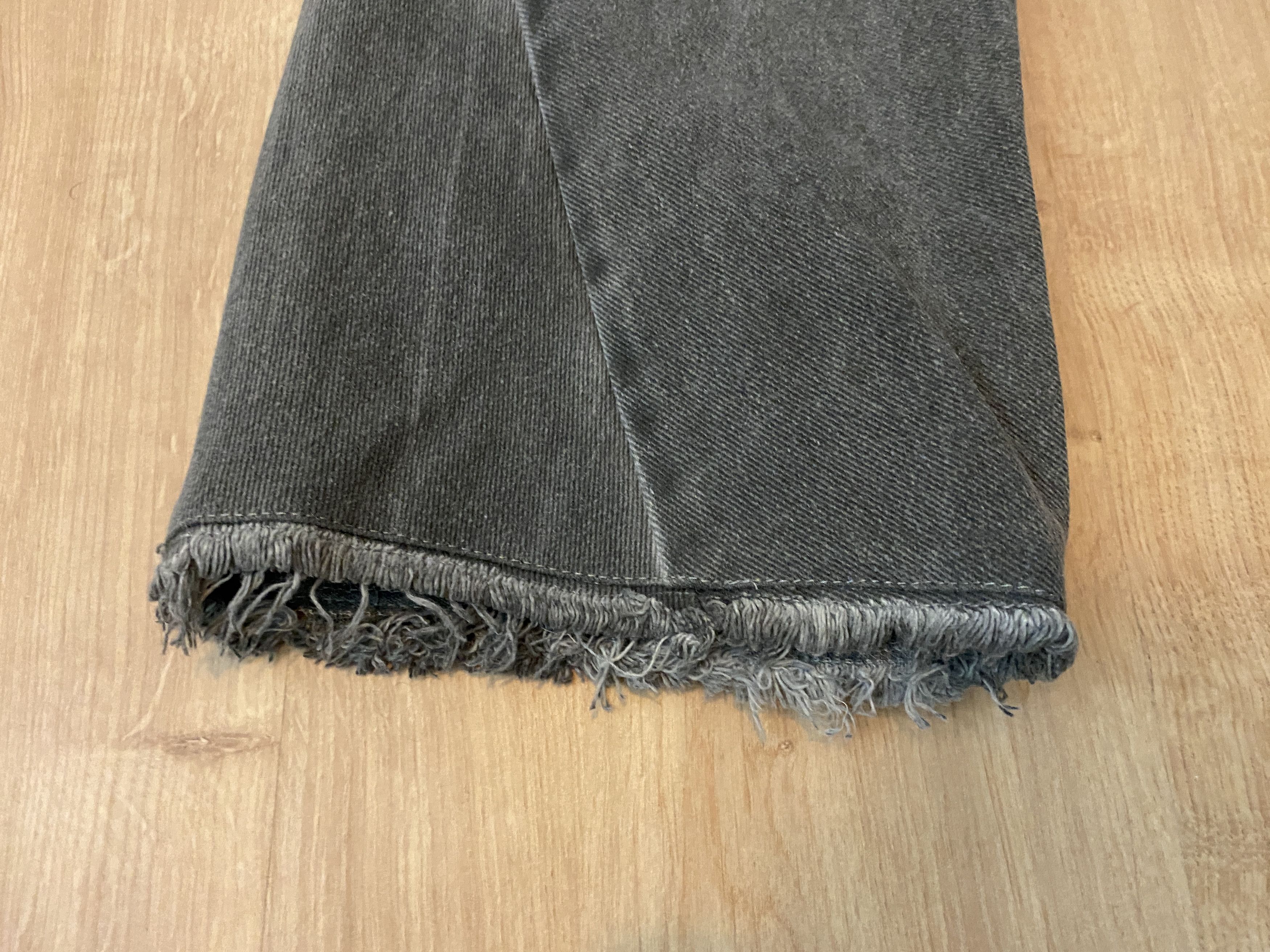 Lost & Found Ria Dunn Lost & Found Ria Dunn Rooms XL Gray Bias cut frayed denim Size US 38 / EU 54 - 5 Thumbnail