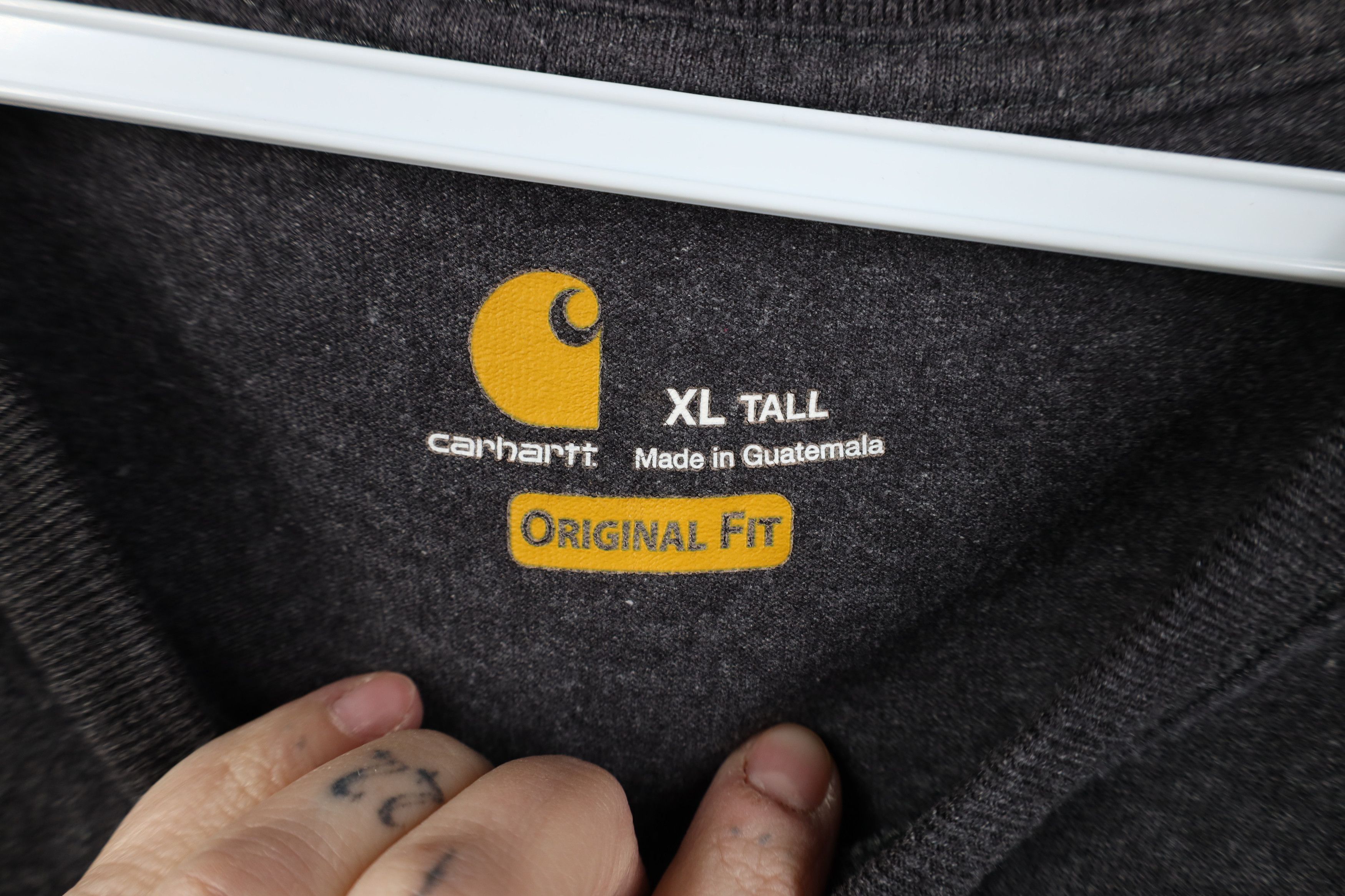 Carhartt Vintage Y2K Carhartt Heavyweight Long Sleeve Pocket T-Shirt Size US XL / EU 56 / 4 - 6 Thumbnail