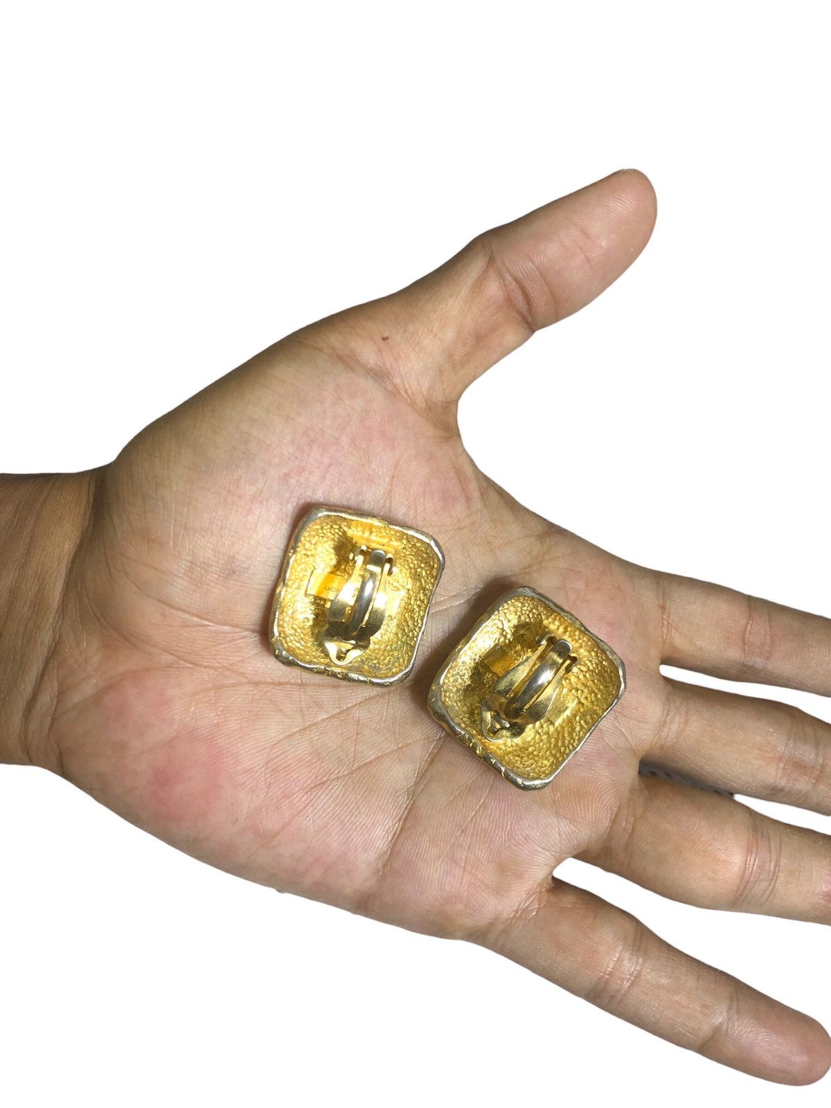 Givenchy 💯🔥Vintage GIVENCHY PARIS Square Logo Gold Earrings Parfums Size ONE SIZE - 5 Thumbnail